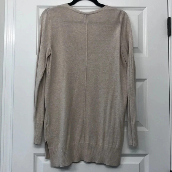 Old navy v neck tunic sweater size small​​ - Picture 5 of 5